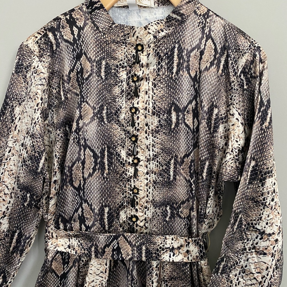 Snake print midi dress - Picture 10 of 11